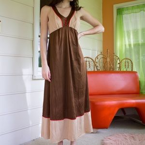 Dreamy 70s Brown / Tan Nightgown Dress